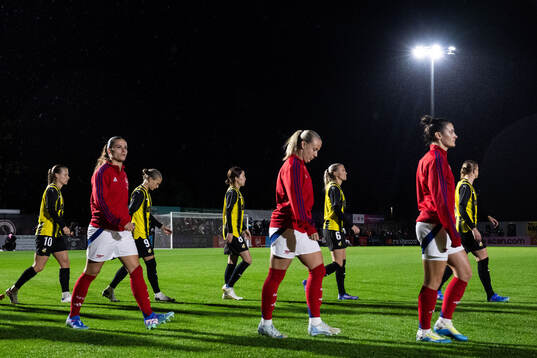 Anna Anvegård, Filippa Curmark, Hikaru Kitagawa, Josefine Rybrink and Emma Östlund of Häcken ahead of the UEFA Women's Champions League qualifying match between Arsenal and Häcken on September 26, 2024 in London. 