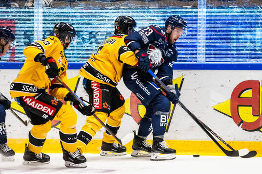 Luleås Marcus Hardegård och Linköpings Robin Kovacs