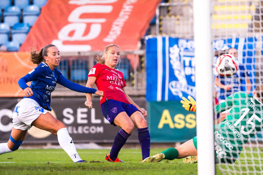 Djurgårdens Mimmi Larsson gör 0-1