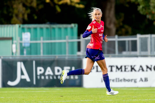 Djurgårdens Sara Lilja Vidlund byts in