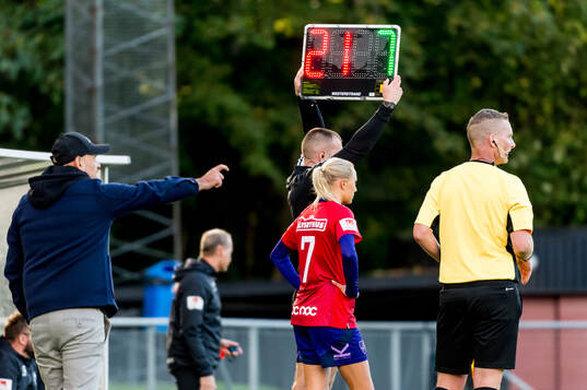 Djurgårdens Sara Lilja Vidlund byts in
