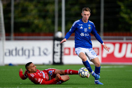 Skövde AIKs Sargon Abraham och GIF Sundsvalls Hugo Aviander