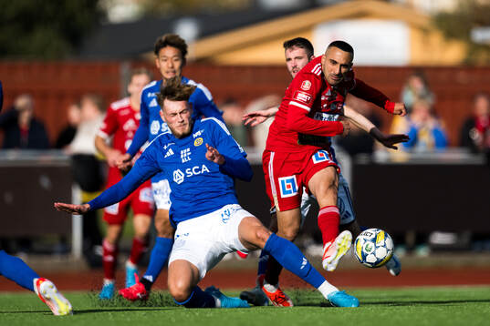 GIF Sundsvalls Ludvig Svanberg och Skövde AIKs Sargon