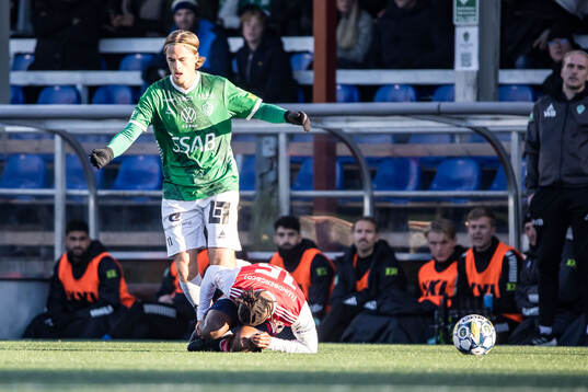 Brages Johan Arvidsson och Sandvikens IFs John Junior