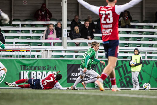 Sandvikens IFs Calvin Kabuye och Brages Johan Arvidsson