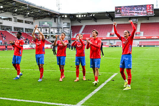 Helsingborgs spelare tackar publiken