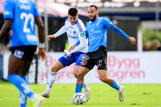 IFK Norrköpings Carl Björk och Halmstads Vinicius
