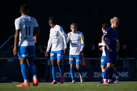 Värnamos Simon Thern jublar