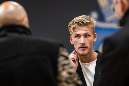 Hammarbys Fredrik Hammar i den mixade zonen