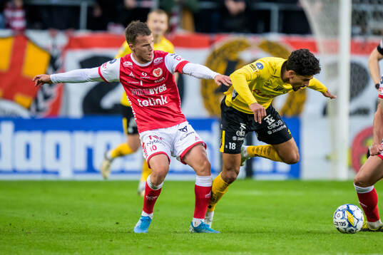 Kalmars Simon Skrabb och Elfsborgs Ahmed Qasem