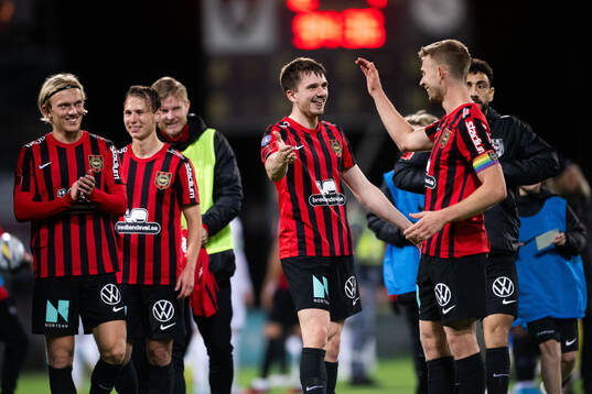 Brommapojkarnas Hlynur Freyr Karlsson och Ludvig Fritzson