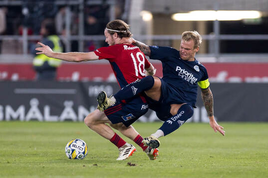 Östers Daniel Ljung och Utsiktens Jesper Brandt