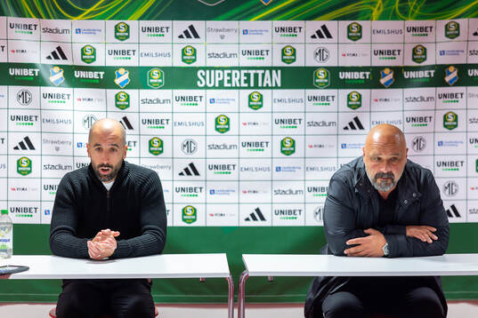 Östers tränare Martin Foyston och Utsiktens manager Bosko Orovic på presskonferens