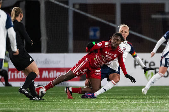 Piteås Anam Imo och FC Rosengårds Caroline Seger