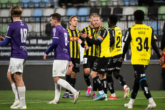 Häckens Mikkel Rygaard Jensen jublar