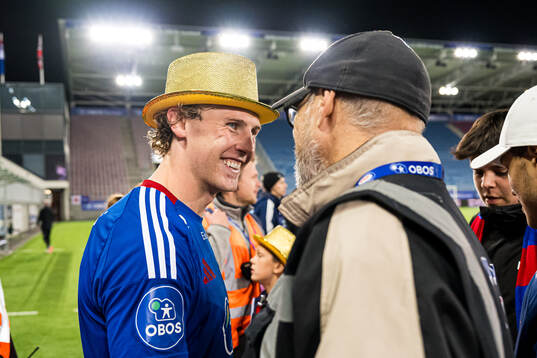 Sebastian Jarl of Vålerenga celebrates promotion to the