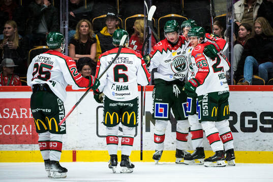 Frölundas David Edstrom jublar