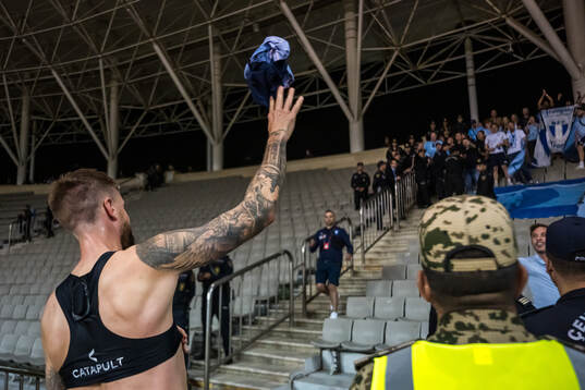 Pontus Jansson of Malmö FF celebrate with supporters