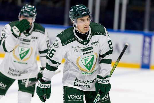 Färjestads Joel Nyström jublar