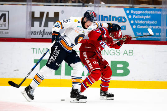 Växjös Otto Koivula och Timrås Oliver Johansson
