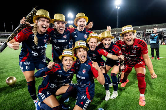 FC Rosengårds Gudrun Arnardottir, Ria Noora Minerva