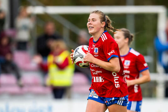 Vittsjös Julia Nicole Leas jublar