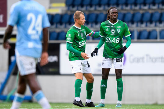 Brages Ieltsin Jeronimo Semedo Camoes jublar