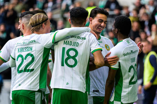 Hammarbys Bouzomana Toure och Jusef Erabi jublar efter 1-0
