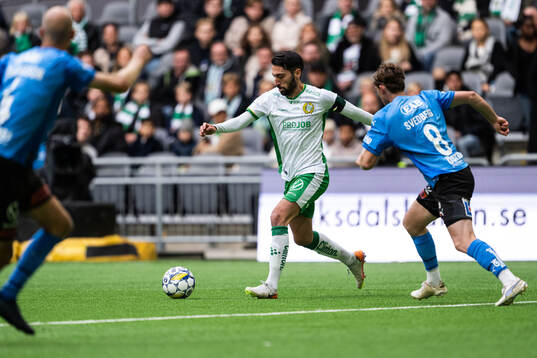 Hammarbys Nahir Besara och Halmstads Jonathan Svedberg
