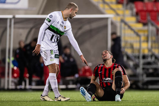GAIS Gustav Lundgren och Brommapojkarnas Nikola Vasic