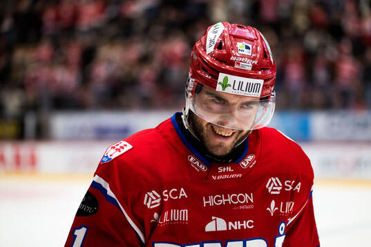 Timrås Magnus Pääjärvi jublar