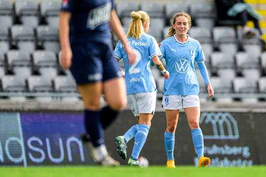 Malmö FFs Nathalie Hoff Persson och Matilda Eriksson