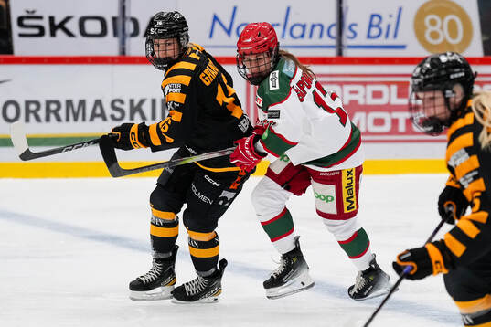 Skellefteås Vilma Granlund och Modos Adela Sapovalivova
