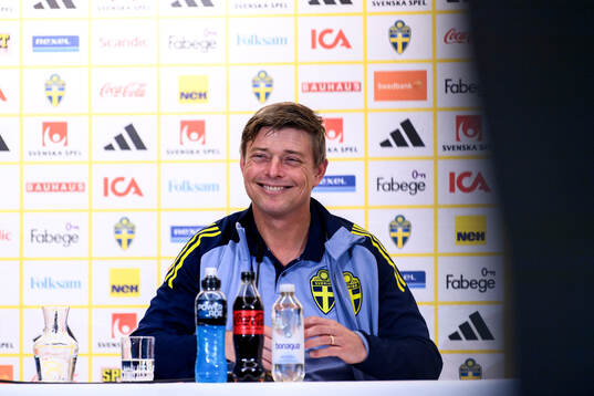 Head coach Jon Dahl Tomasson of the Swedish men's football