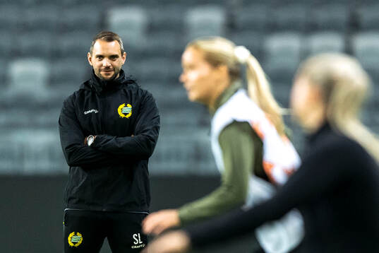 Coach Sebastian Larsson of Hammarby at a training session