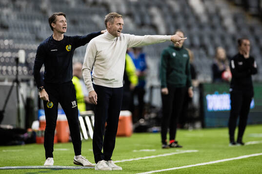 Assistant coach Viktor Blom and coach Martin Sjögren of Hammarby during the UEFA Women's Champions League football match between Hammarby and St Pölten on October 9, 2024 in Stockholm. 
