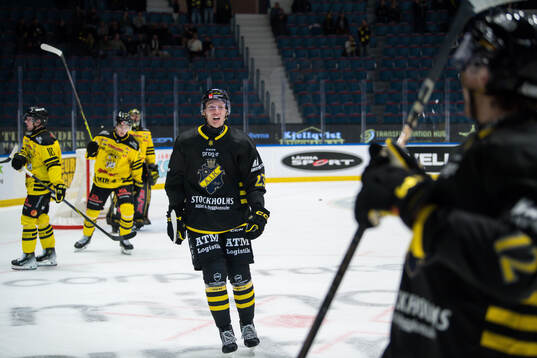 AIKs Oliver Tärnström jublar