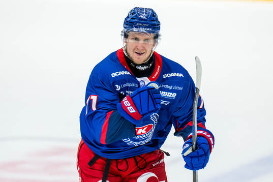 Oskarshamns Filip Sveningsson jublar