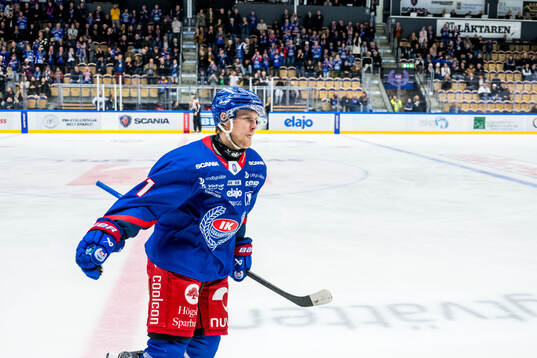 Oskarshamns Filip Sveningsson jublar