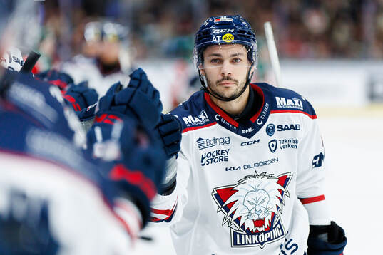 Linköpings Ty Rattie jublar