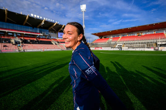 Malmö FFs Alexia Mitkovska jublar över avancemanget till