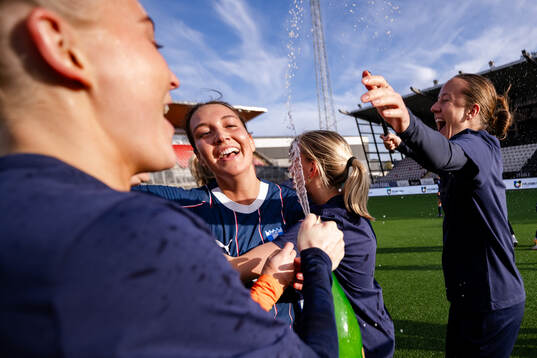 Malmö FFs Alexia Mitkovska jublar