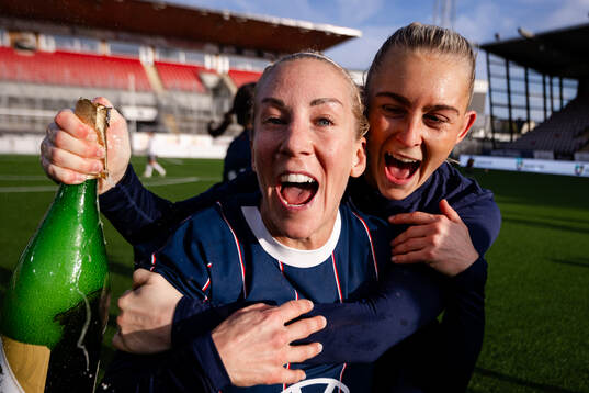 Malmö FFs Malmö FFs Mia Persson och Beatrice Persson