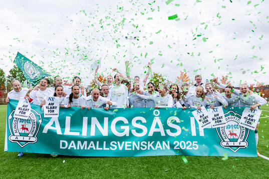 Bla gjennom flere bilder av Fotboll, Elitettan, Alingsås - Sunnanå