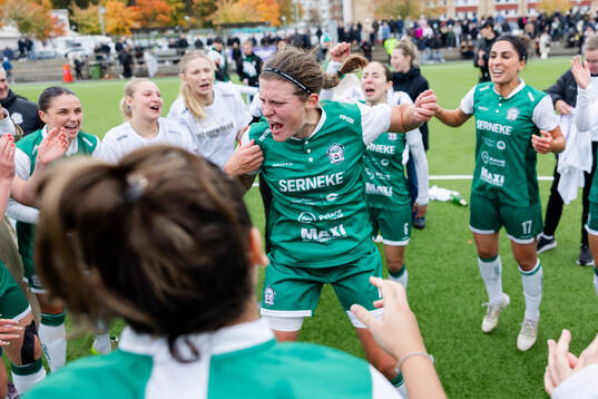 Alingsås Tove Lorén jublar