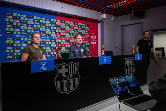 Julie Blakstad and Head coach Martin Sjögren of Hammarby