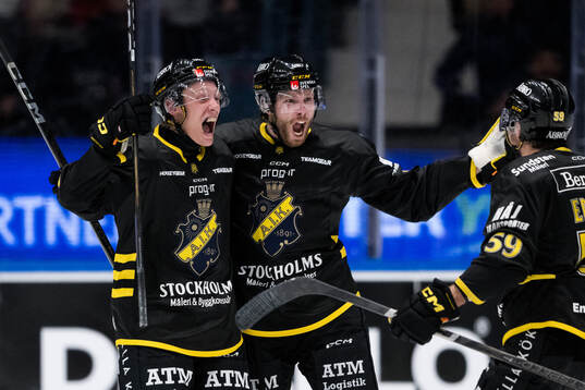 AIKs Lukas Zetterberg, Oliver Tärnström och Macoy Erkamps