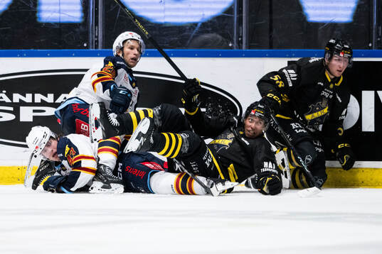 Djurgårdens Max Krogdahl och Fredric Weigel och AIKs Oscar