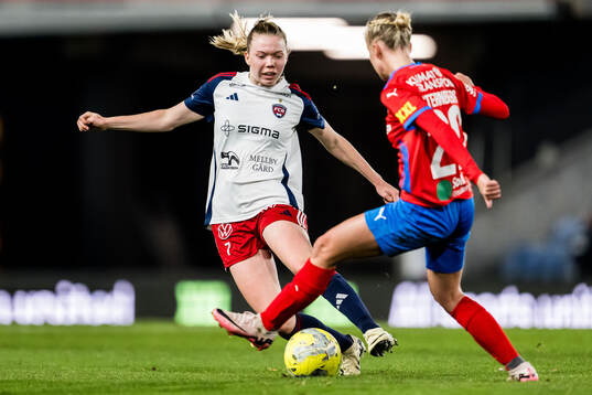 FC Rosengårds Bea Sprung och Helsingborgs Emma Sternberg