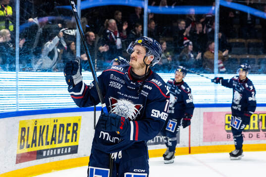 Linköpings Henrik Törnqvist jublar